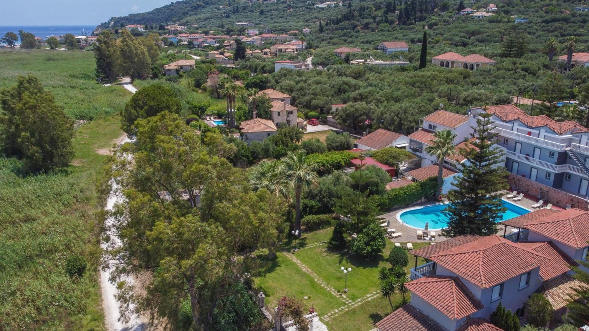 Markella Holiday Resort By "Elite" Marathias  Exterior photo