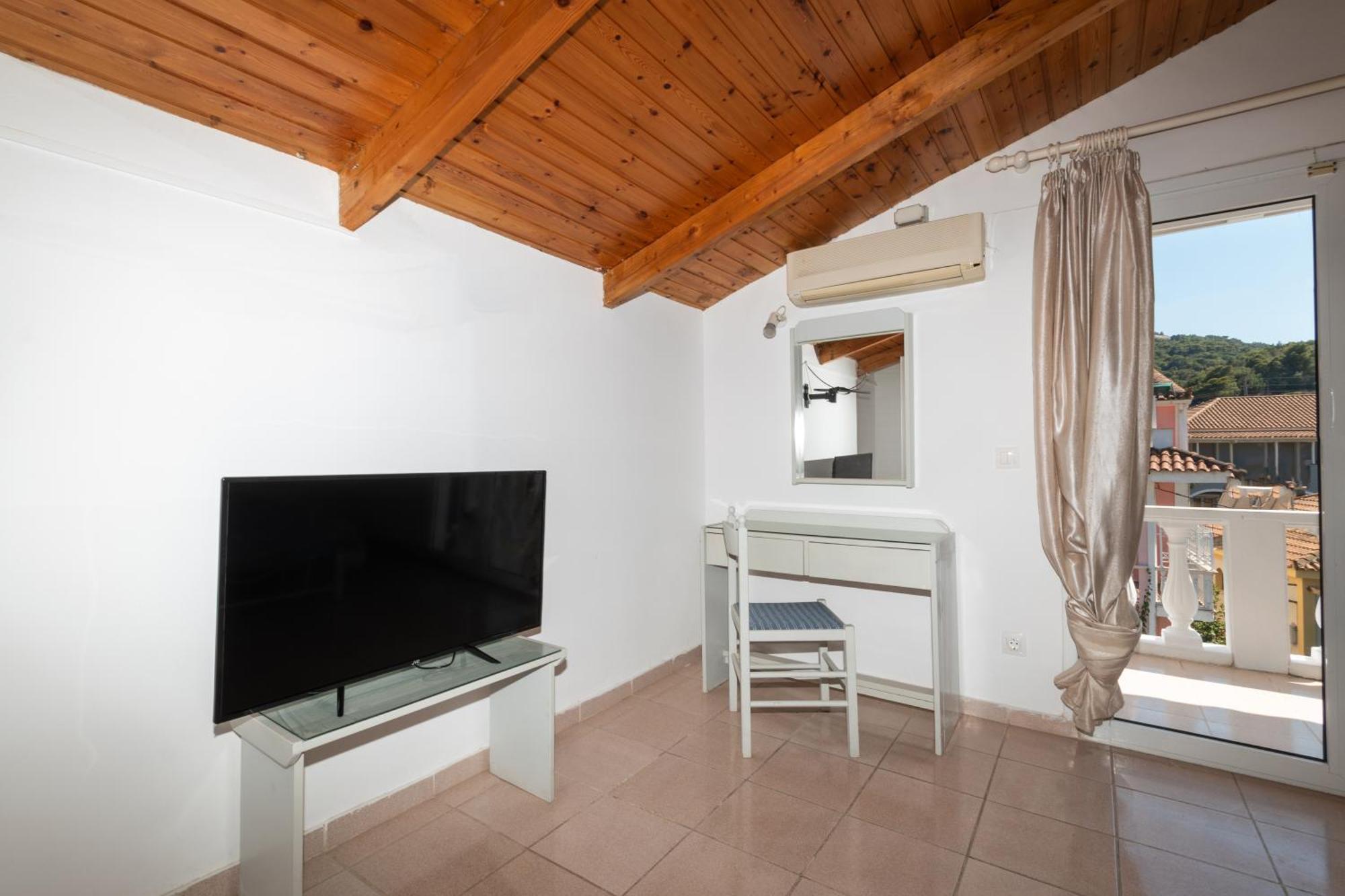 Markella Holiday Resort By "Elite" Marathias  Exterior photo